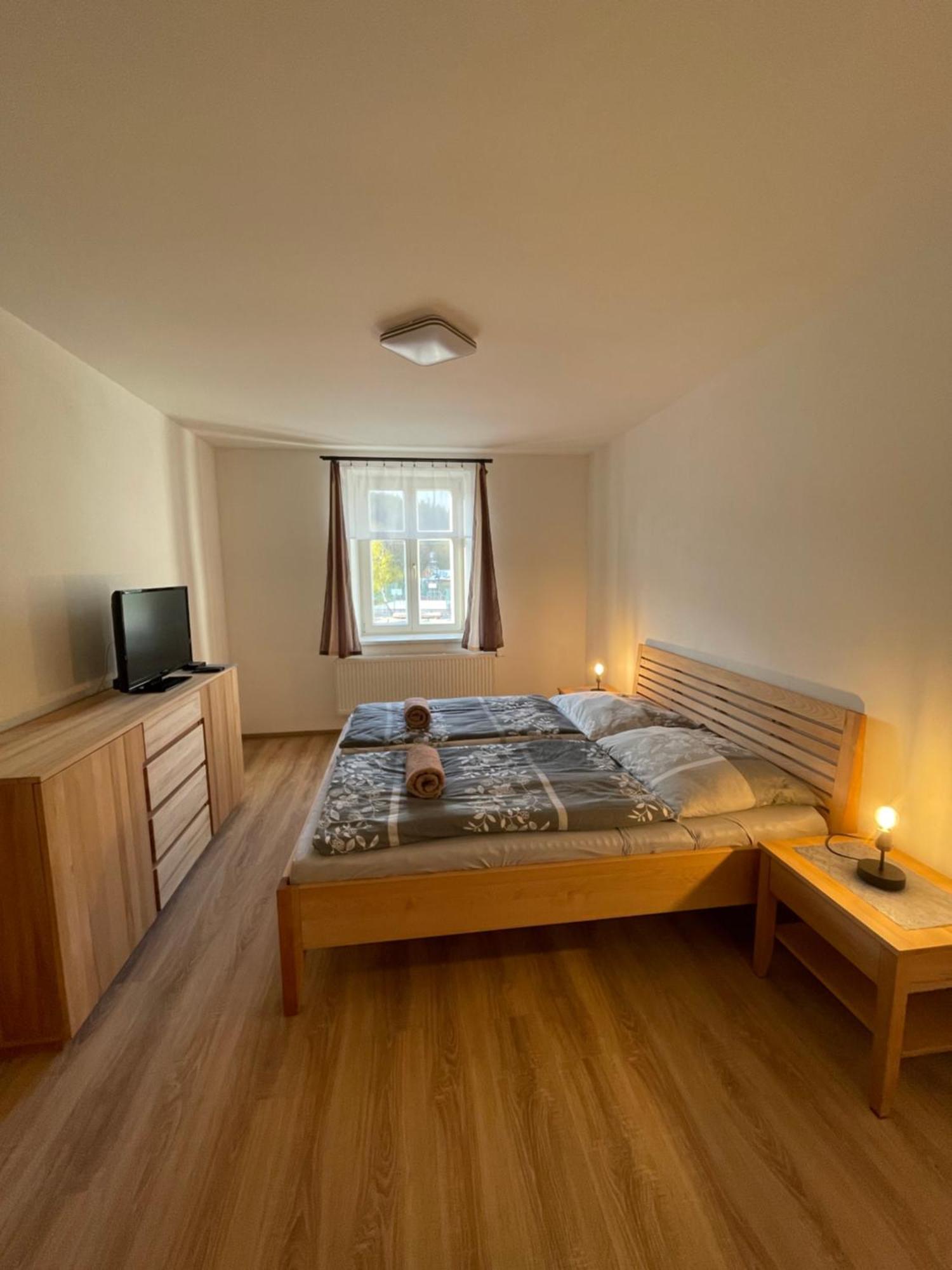 Apartman Kamenak Vimperk Ngoại thất bức ảnh